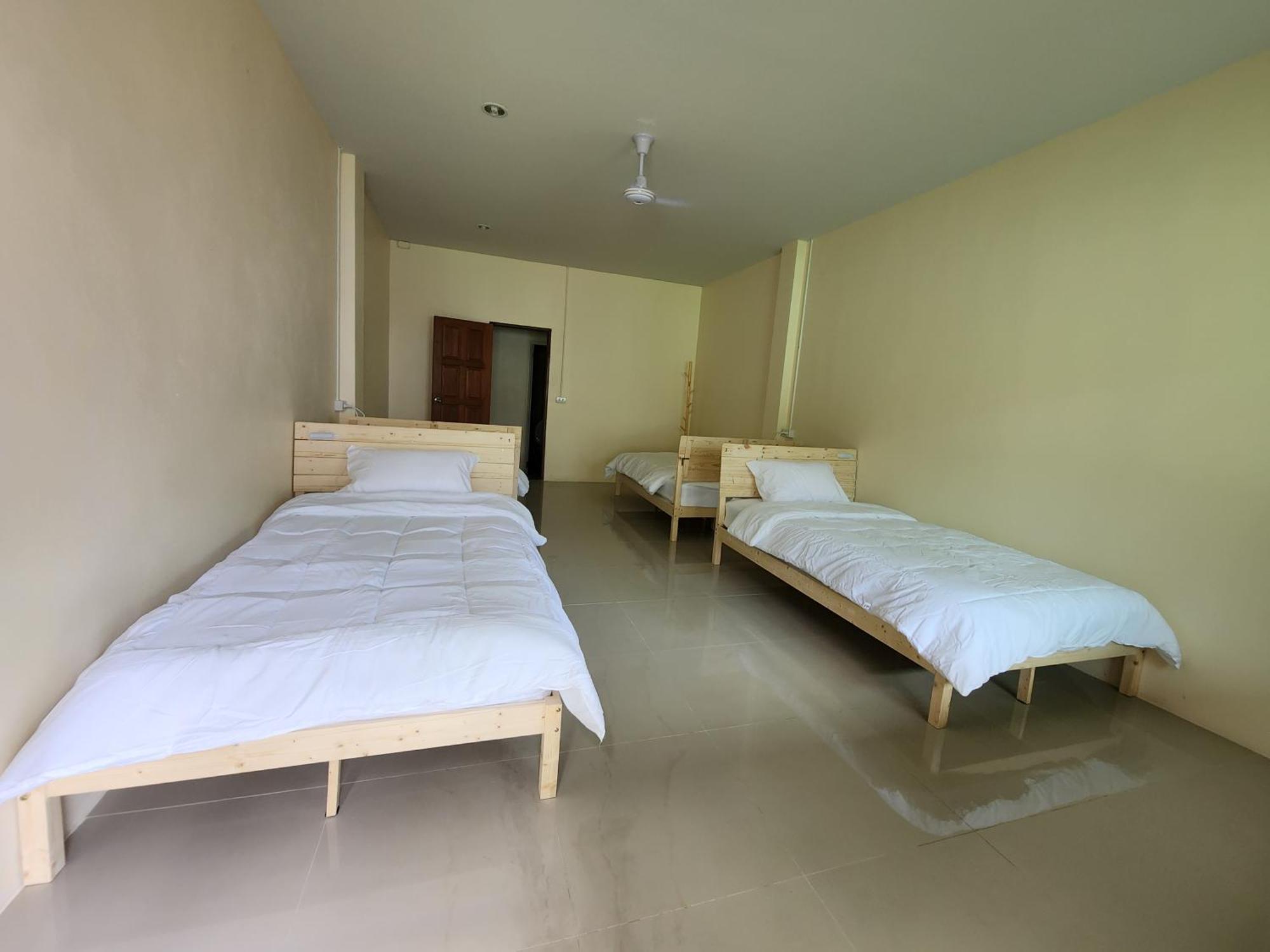 Skypearl Guesthouse & Pub Ко Тао Екстериор снимка