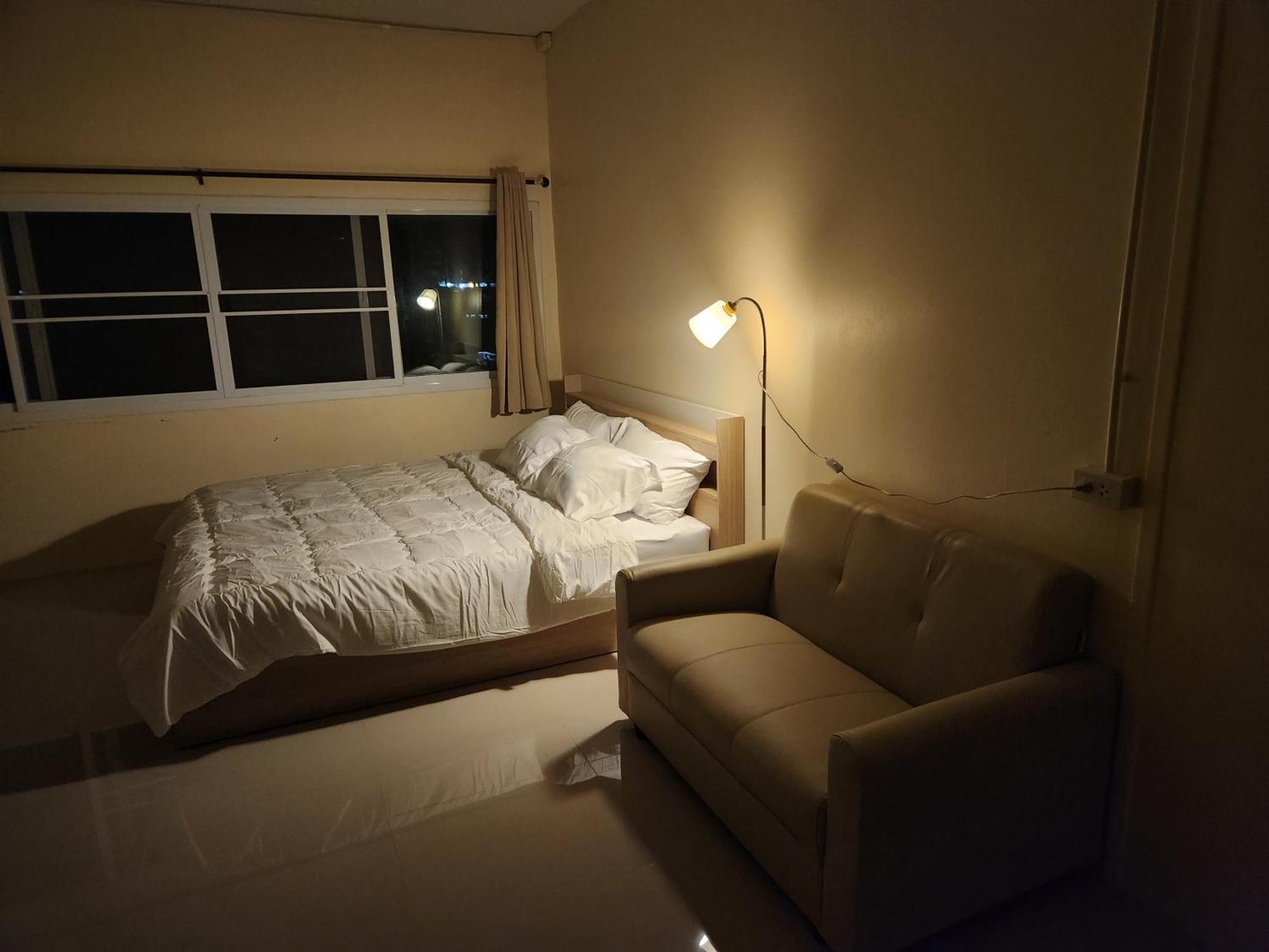 Skypearl Guesthouse & Pub Ко Тао Екстериор снимка